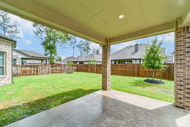 Building Photo - 17794 Misty Brk Ln