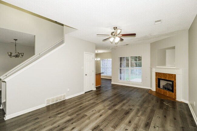 Building Photo - 3899 Neyland Valley Dr