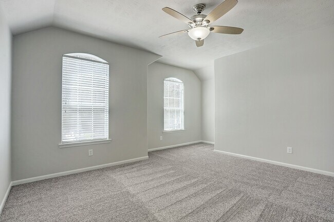 Building Photo - 12331 Crescent Mountain Ln