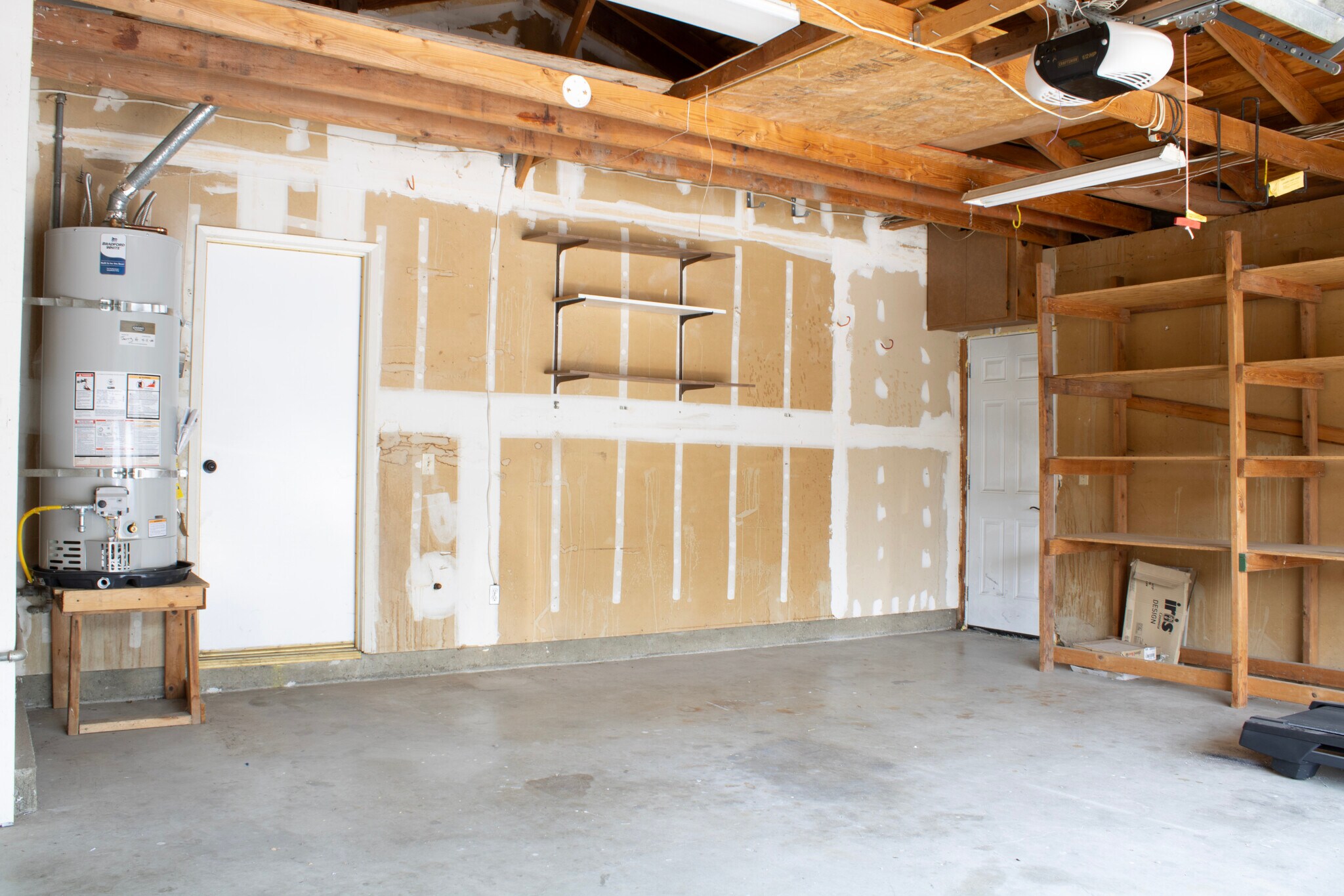 Garage - 651 Hill St