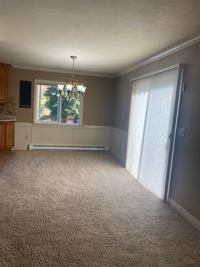 Dining Room - 317 N 21st Ave