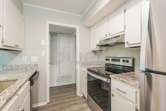 Building Photo - 429 Evans Mill Dr