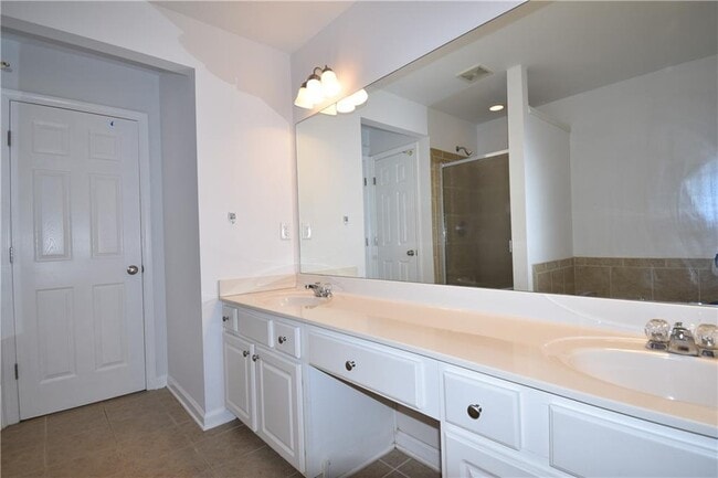 Building Photo - 3049 Hartright Bend Ct