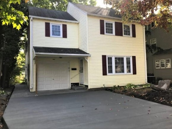 Building Photo - 4111 Paunack Ave