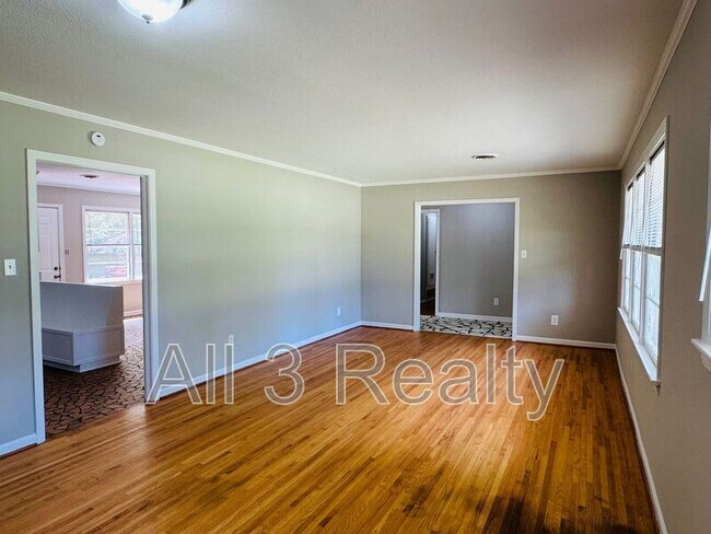 Building Photo - 2649 Burkelaun Dr