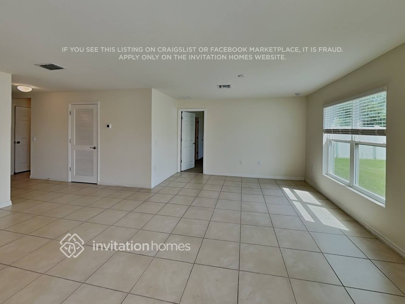 Building Photo - 3298 Acapulco Cir