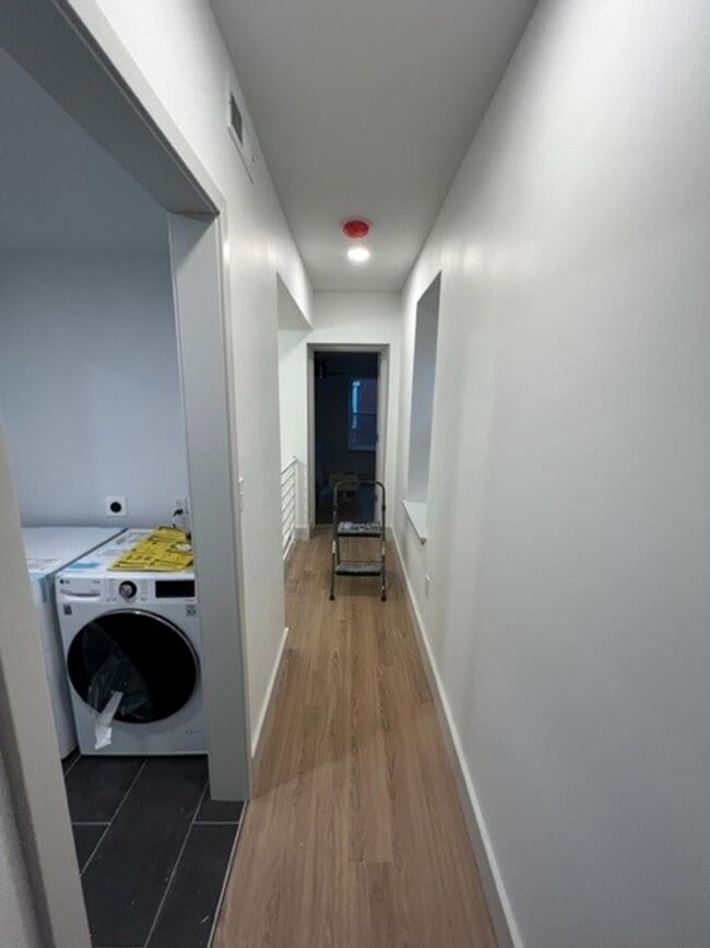 Building Photo - 1610 Rodman St