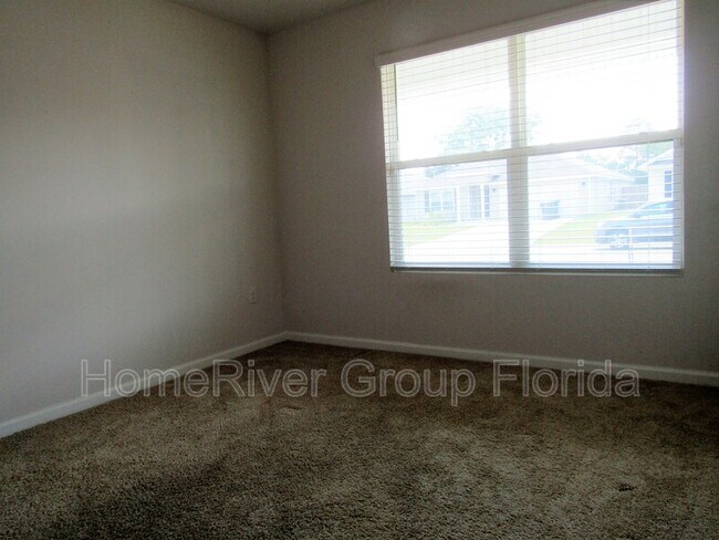 Building Photo - 2379 Kirkwood Dr