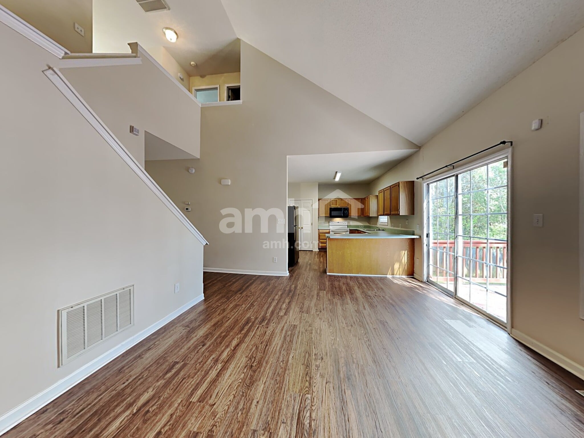 Building Photo - 2417 Appalachian Dr