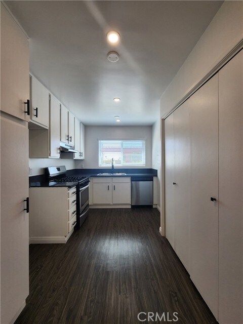 Building Photo - 120 S Francisca Ave