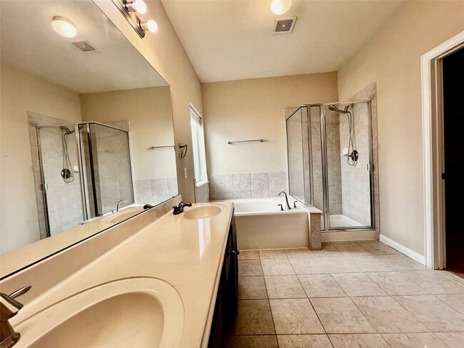 Building Photo - 4327 Payton Manor Ln