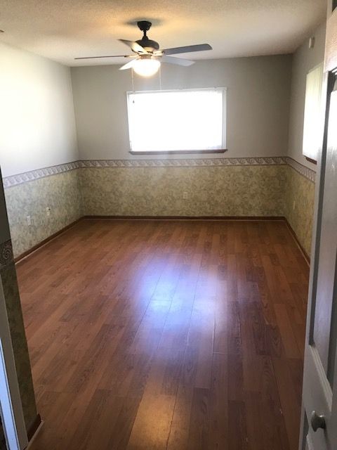 Building Photo - Charming clean 2/2 home in Palm Cay 55