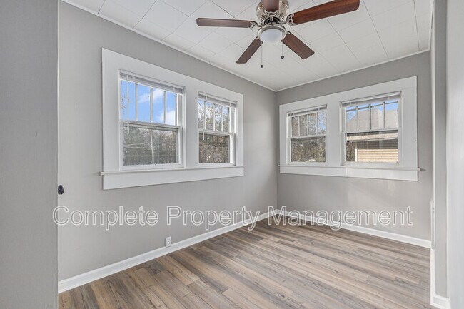 Building Photo - 1174 Birmingham St