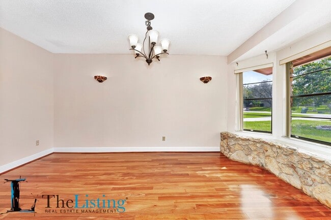 Building Photo - 1108 Marcus Ct