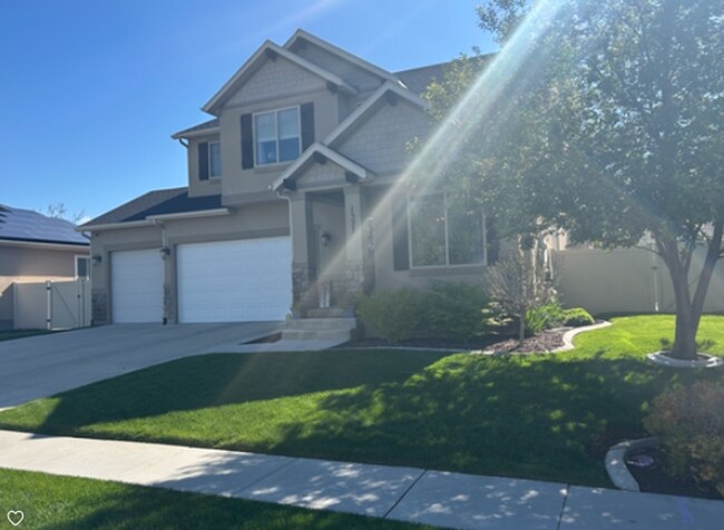 Building Photo - Spacious 6-Bedroom Home – Lehi, Saddle Ridge Community