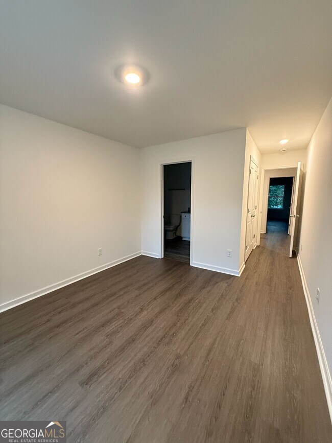 Building Photo - 3701 Abbey Wy