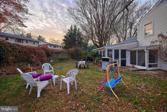 Building Photo - 3812 Wexford Dr