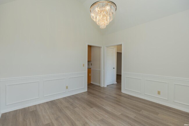 Building Photo - 2644 Waterstone Dr
