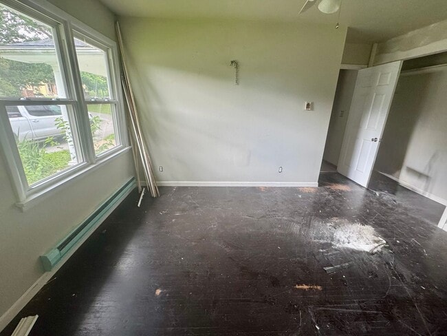 Building Photo - 3 BR 3 BA Ranch in Troy, MO