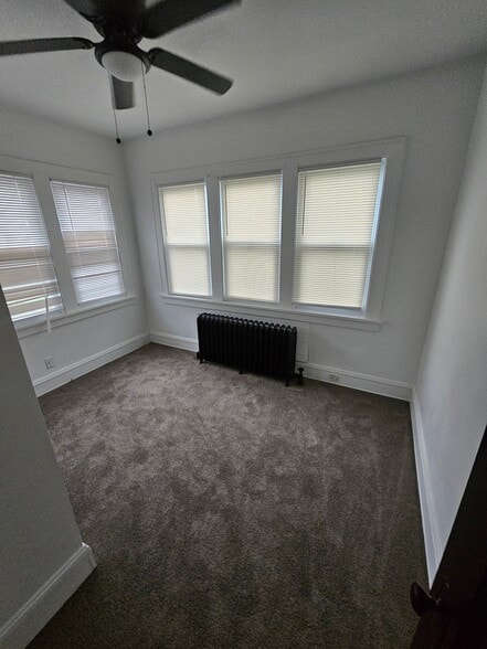 Building Photo - 4280 E 124th St