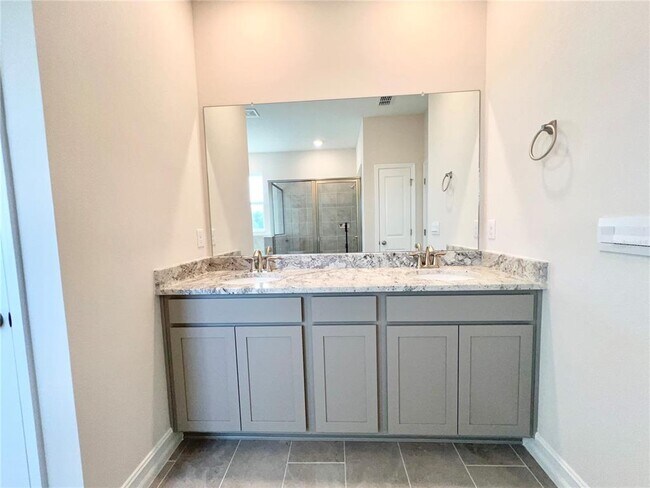 Building Photo - 32303 Rosepine Blvd