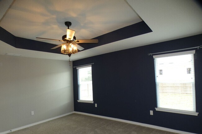 Building Photo - 3-Bedroom Home - The Woodlands