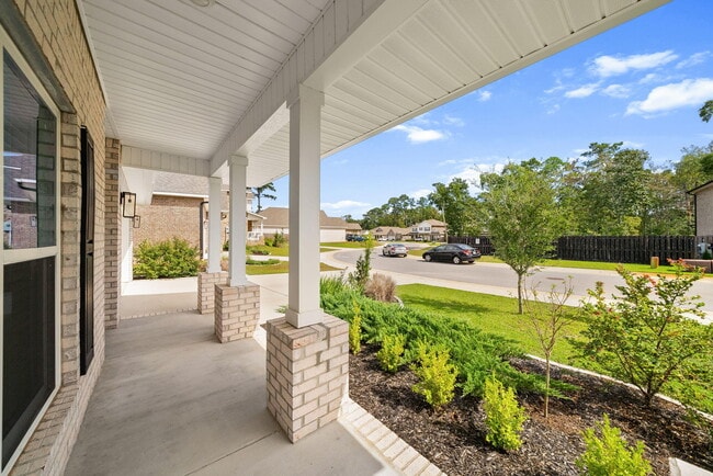 Building Photo - 93 Eagles Nest Dr