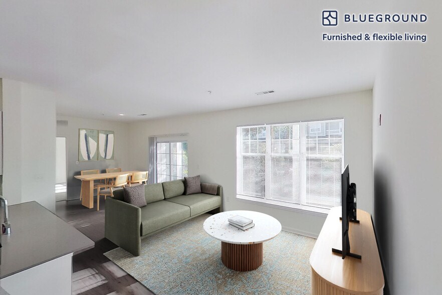 Primary Photo - 1 Avalon Way