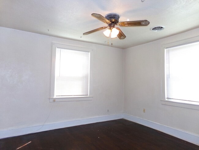 Building Photo - 4225 Hacienda St