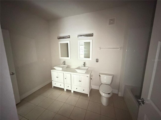 Building Photo - 3326 Robert Trent Jones Dr