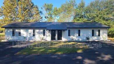 Building Photo - 32 Live Oak Loop