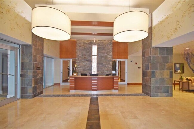 Building Photo - 3300 Windy Ridge Pkwy SE