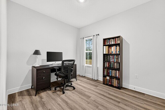 Building Photo - 224 Butler Cv