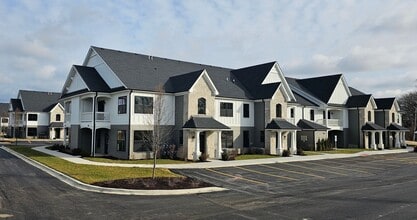 Building Photo - Chestnut - 2Br/2Ba Rental Home - Second Floor