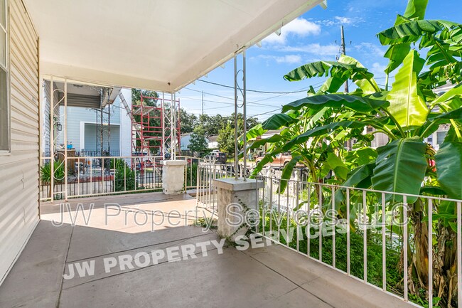 Building Photo - 2633 Governor Nicholls St
