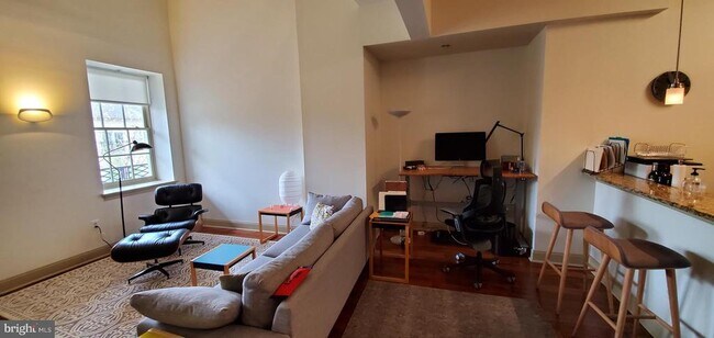 Building Photo - 1 Academy Cir