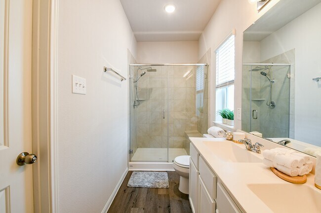 Building Photo - 24967 Goldoni Dr