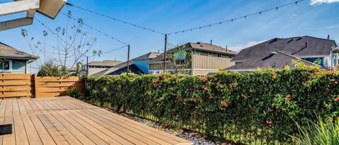 Building Photo - 2215 Capulet St