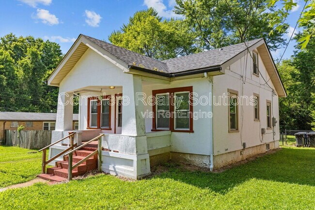 Building Photo - 8896 Alva Ave