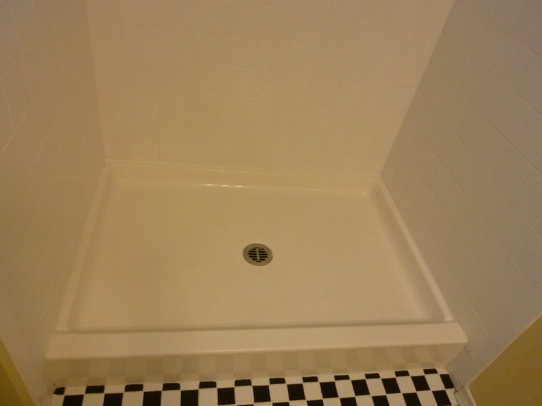 Building Photo - 719 E 35th Ave