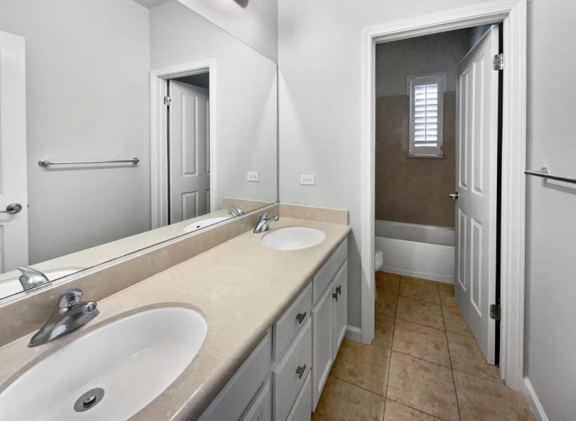 Building Photo - 3221 Browntail Way