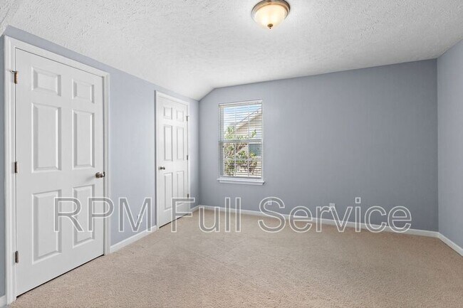 Building Photo - 3410 Risen Star Dr