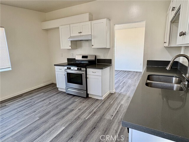 Building Photo - 134 E Cluster St