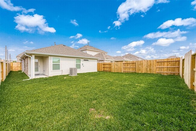 Building Photo - 7538 Coral Ter Dr