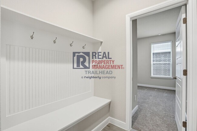 Building Photo - Thoughtfully Arranged Single-Story Home with Open Living