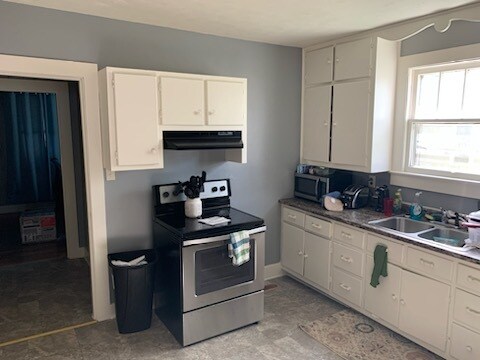 Building Photo - 110 Breckenridge St