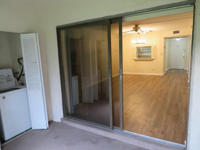 Building Photo - 9233 SW 8th St