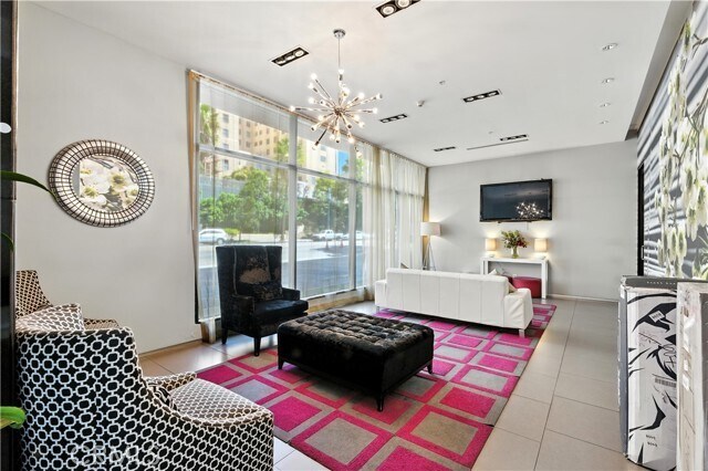 Building Photo - 1234 Wilshire Blvd