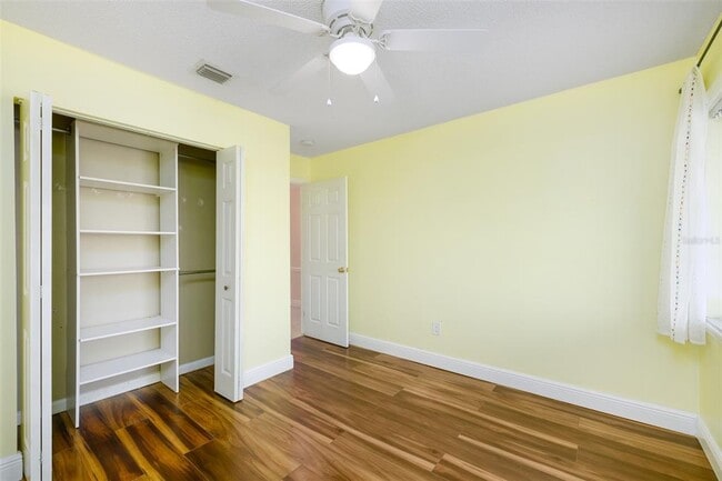 Building Photo - 1515 12th Ct SE