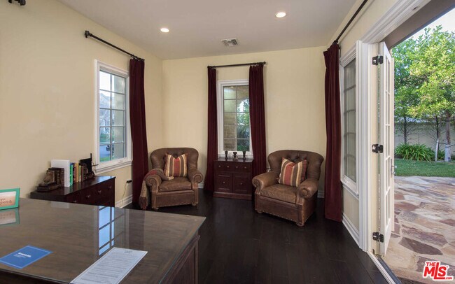 Building Photo - 25531 Prado De Oro